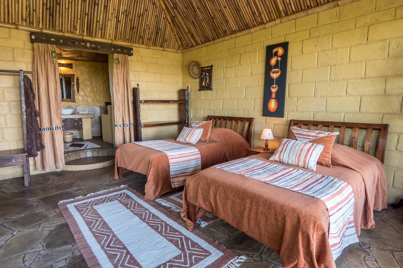 Rhino Watch Safarilodge Mweiga Exterior photo